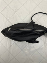 Load image into Gallery viewer, aw2015 Raeburn Black Leather Shark Bag - Size OS