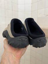 Load image into Gallery viewer, 2000s Oakley ‘Bobbie’ Clogs - Size W6 US