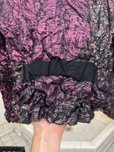 Load image into Gallery viewer, aw1999 Issey Miyake Crinkled Iridescent Bolero Top - Size Women&#39;s L