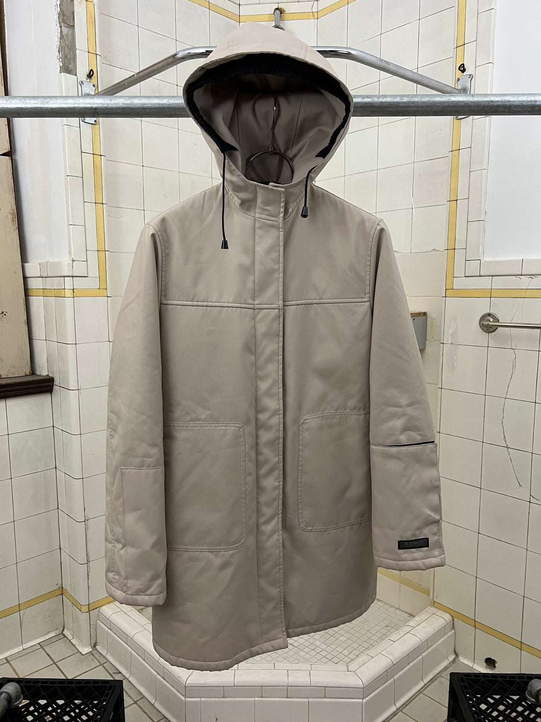 2000s Samsonite 'Travel Wear' Light Khaki Hooded Compass Jacket - Size M