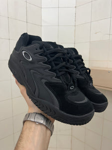 2000s Oakley ‘Code Red’ Sneakers in Black - Size 9.5 US