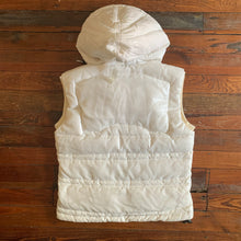 Load image into Gallery viewer, aw1999 Issey Miyake Translucent White Down Vest - Size M