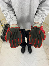 Load image into Gallery viewer, Seeing Red Green Dyed Carnage Gloves 0.2 - Size OS