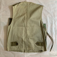 Load image into Gallery viewer, ss2001 Margiela Reconstructed Hunting Vest - Size M