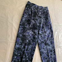 Load image into Gallery viewer, 2000s Issey Miyake Dyed Double Pleated Pants - Size M