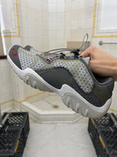 Load image into Gallery viewer, 2000s Oakley Mesh Water Shoes with Bungee Lace System - Size 8.5 US