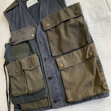 Load image into Gallery viewer, ss2001 Margiela Navy Reconstructed Hunting Vest - Size M