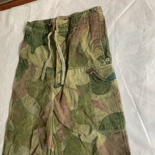 Load image into Gallery viewer, 1950s Vintage Belgian Brushed Camo Cargo Pants - Size M
