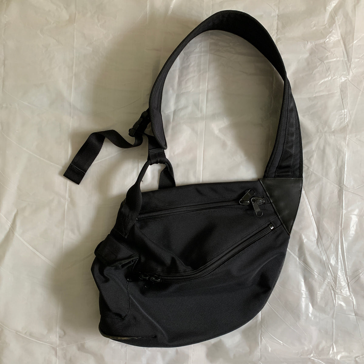 2000s Issey Miyake Black Shoulder Side Bag - Size OS – Constant Practice