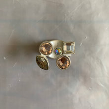 Load image into Gallery viewer, 2000s Margiela Jeweled Ring - Size OS