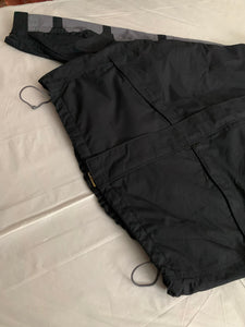 2000s Vintage Nike ACG Oversized High-necked Jacket with Paneled Sleeves - Size XL