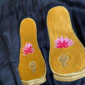 ss1993 Yohji Yamamoto Elephant Embroidered Silk Bomber Jacket - Size M