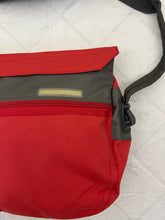 Load image into Gallery viewer, Late 1990s Mandarina Duck Small Red &#39;Basis&#39; Messenger Bag - Size OS