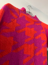 Load image into Gallery viewer, 2001 Junya Watanabe Pink and Red Houndstooth Sweater - Size S