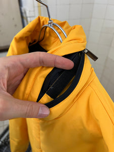 2000s Samsonite 'Travel Wear' Yellow Gold Puffer Jacket - Size L