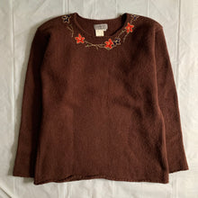 Load image into Gallery viewer, aw1997 Yohji Yamamoto Flower Embroidered Knit Sweater - Size L