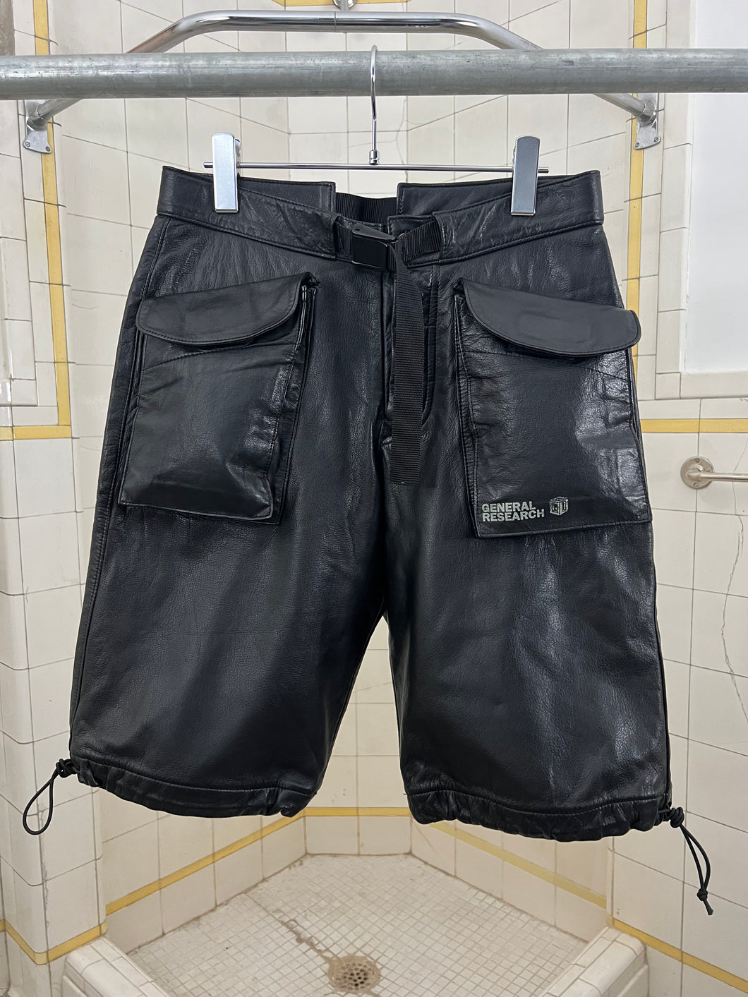 1997 General Research Leather Cargo Short - Size M