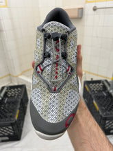 Load image into Gallery viewer, 2000s Oakley Mesh Water Shoes with Bungee Lace System - Size 8.5 US