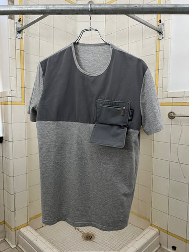 2000s Samsonite 'Travel Wear' Grey Wallet Pocket Tee - Size S