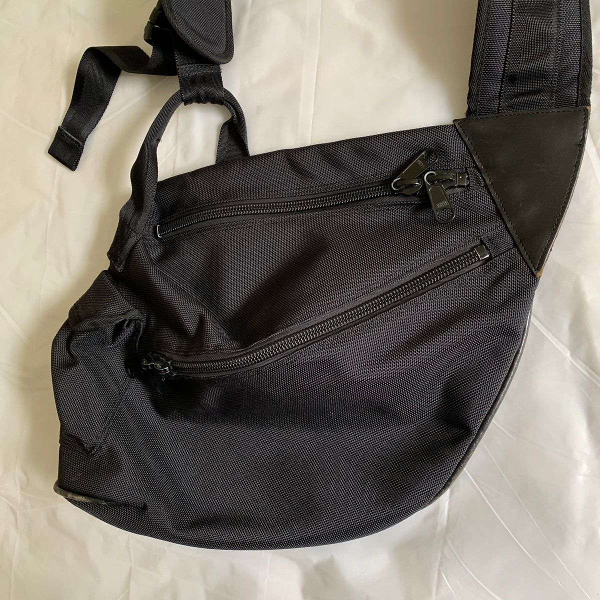 2000s Issey Miyake Black Shoulder Side Bag - Size OS – Constant Practice