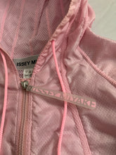 Load image into Gallery viewer, ss2000 Issey Miyake Pink Translucent Mesh Technical Jacket - Size M