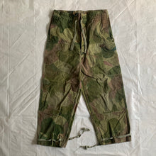 Load image into Gallery viewer, 1950s Vintage Belgian Brushed Camo Cargo Pants - Size M