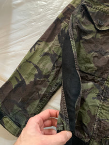 2000s Vintage Griffin DPM Jacket with Hidden Inside Back Pocket - Size M